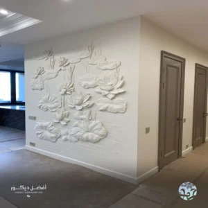 ديكور خشب محفور